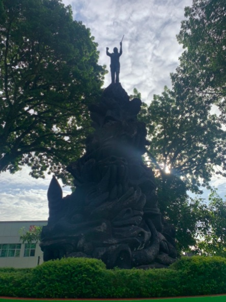 Dok. Pribadi, Tugu Pahlawan Tak Dikenal